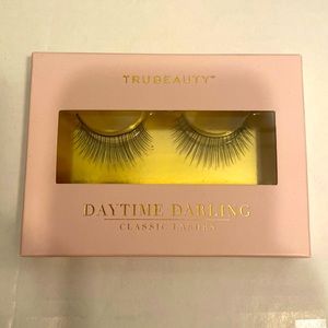 🆕TRU BEAUTY- Daytime Darling Classic Lashes